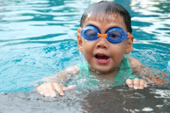 natación y tus ojos